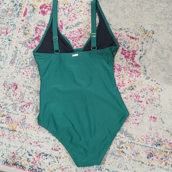 Antonio Melani Swimsuit - Picture 2 of 7